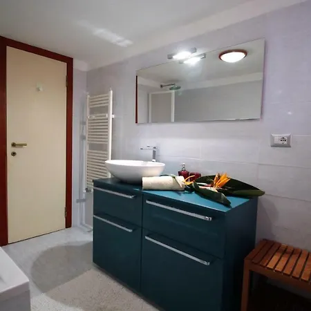 Limoni By Holiday World Apartament *